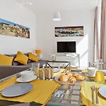 En Centro. 2c Apartman *